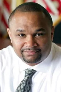 dereck headshot